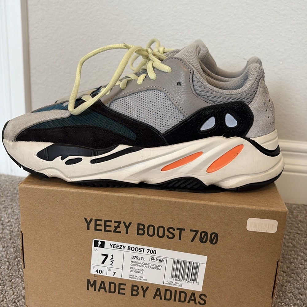 ADIDAS YEEZY BOOST 700 KANYE WEST WAVE RUNNER OG GREY WHITE BLACK 350 B75571 7.5 - Picture 7 of 11